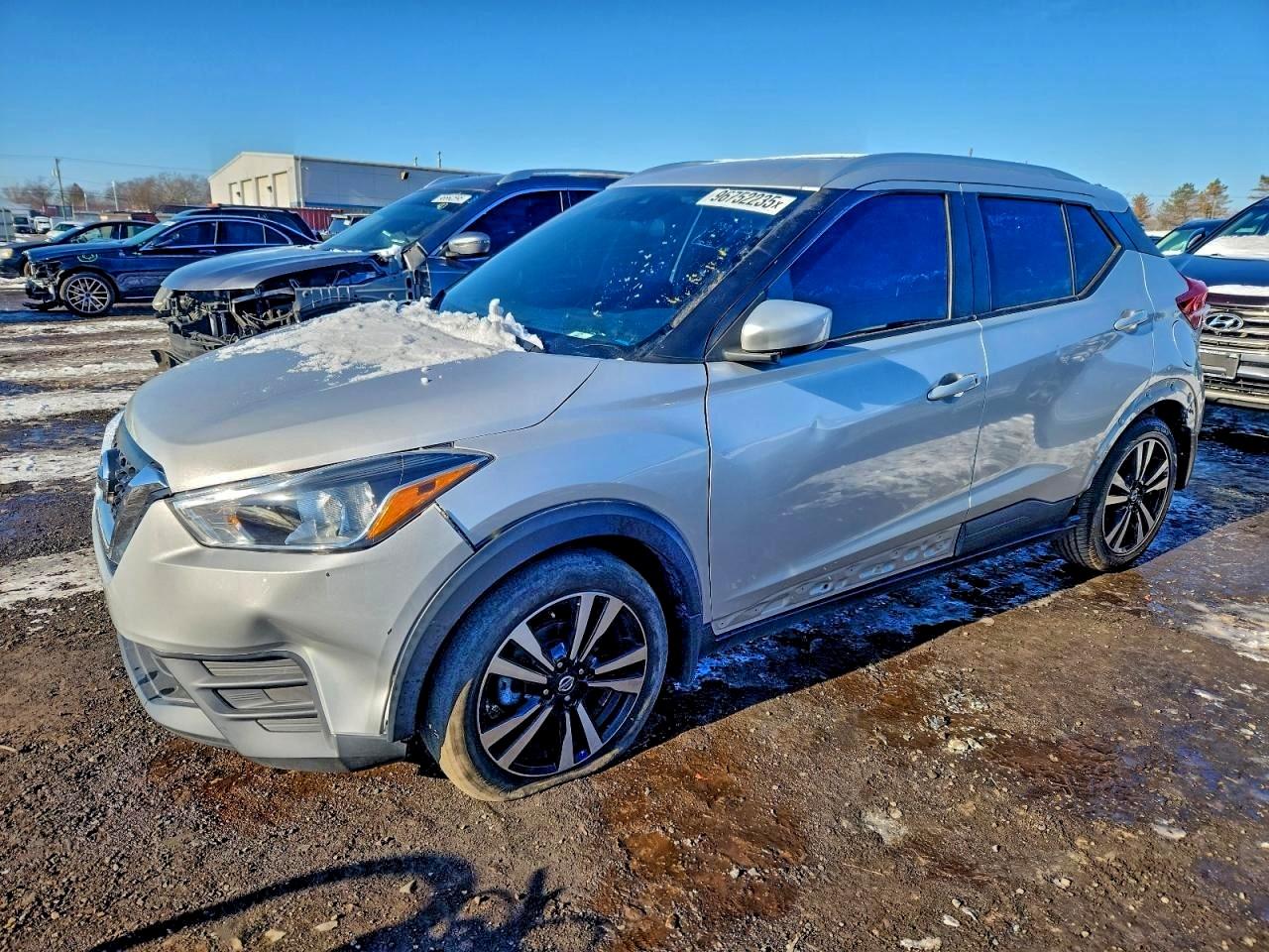 2020 NISSAN KICKS