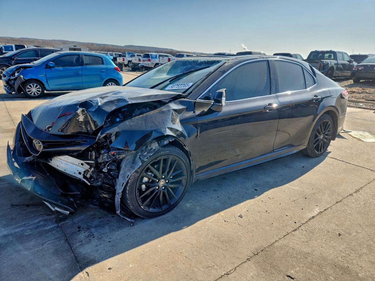 2024 TOYOTA CAMRY