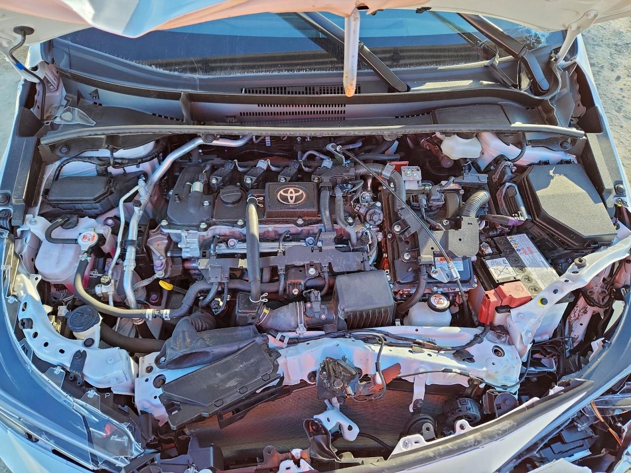 2025 TOYOTA COROLLA LE photo 11