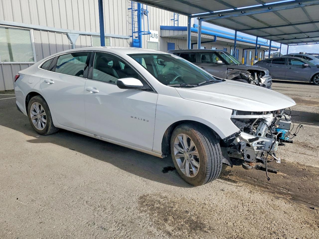 2020 CHEVROLET MALIBU LT photo 4