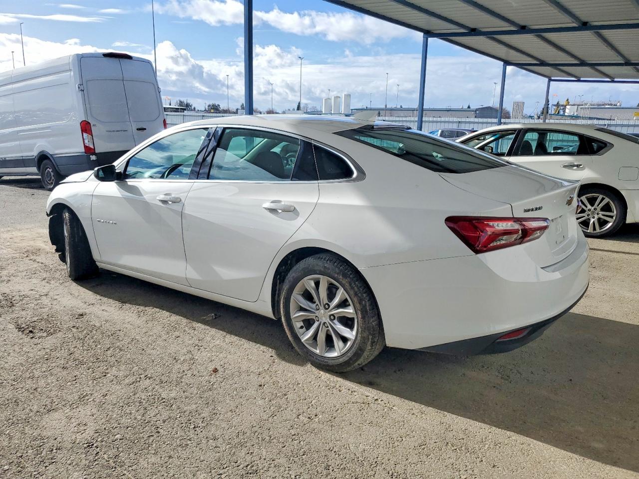 2020 CHEVROLET MALIBU LT photo 2