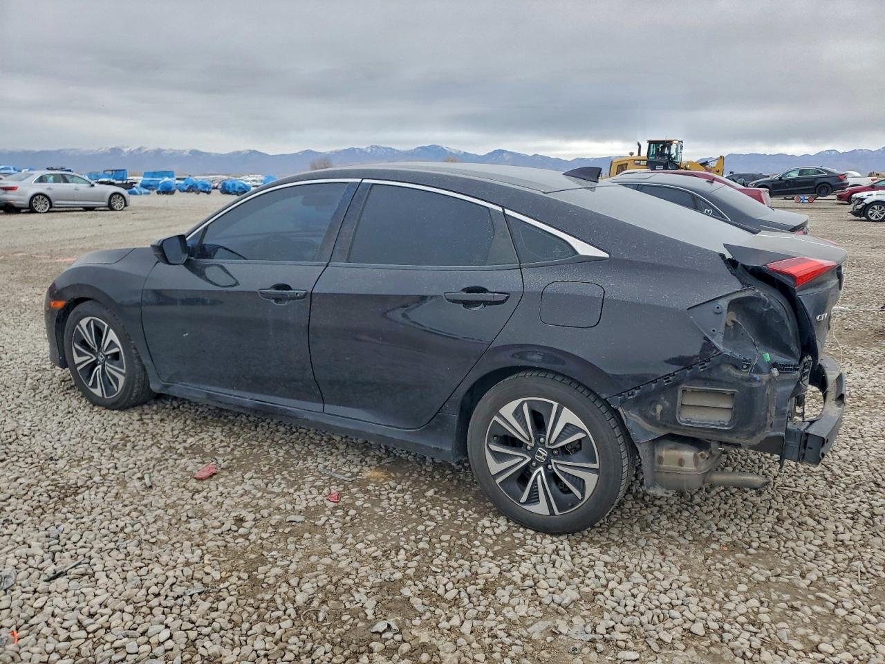 2016 HONDA CIVIC EX photo 2