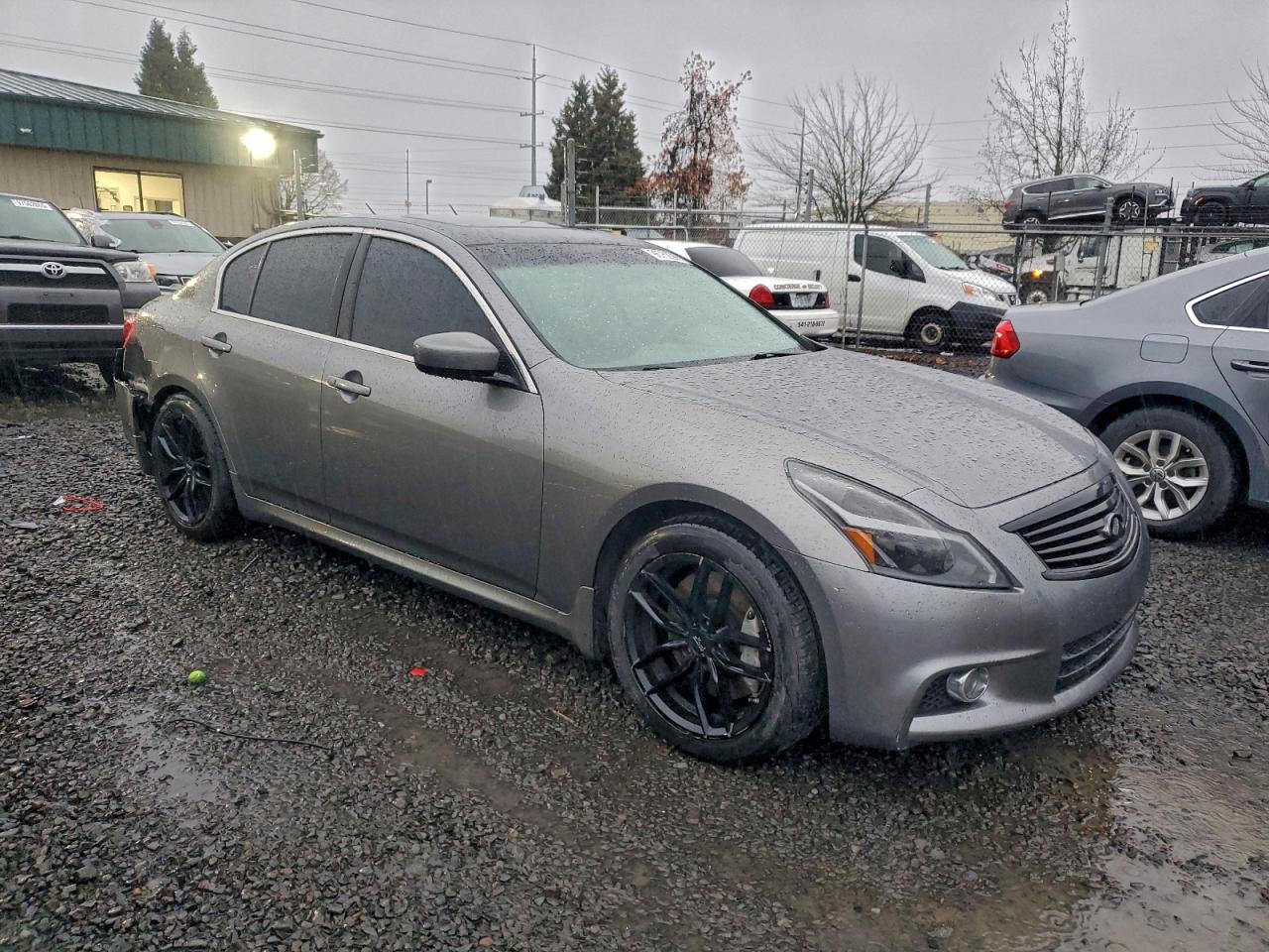2012 INFINITI G37 BASE photo 4