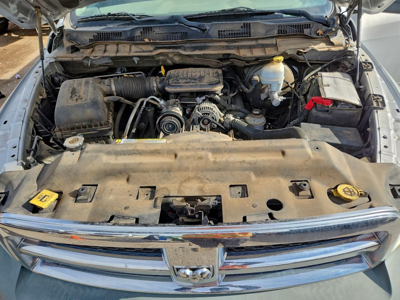 2010 DODGE RAM 1500 photo 11