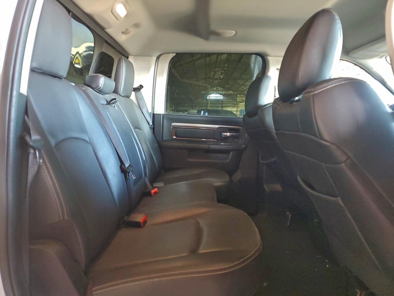 2016 RAM 1500 SPORT photo 10