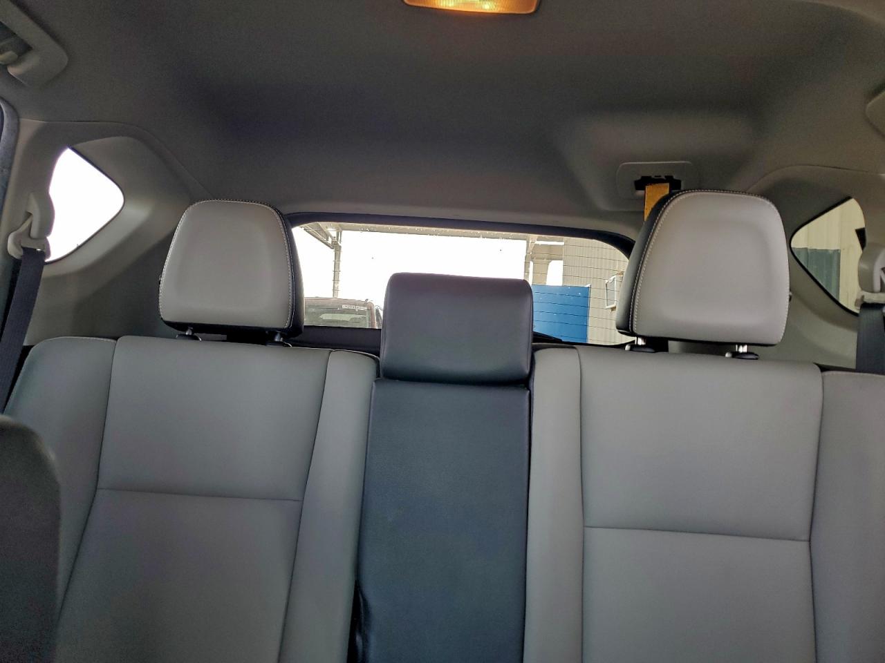 2016 TOYOTA RAV4 LIMITED photo 10