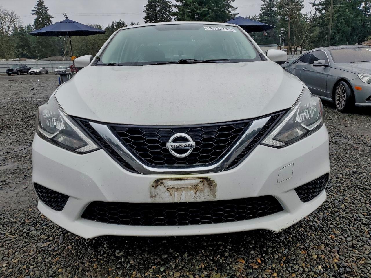 2017 NISSAN SENTRA S photo 5