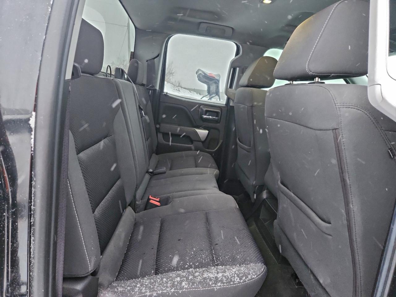 2017 CHEVROLET SILVERADO K1500 LT photo 10