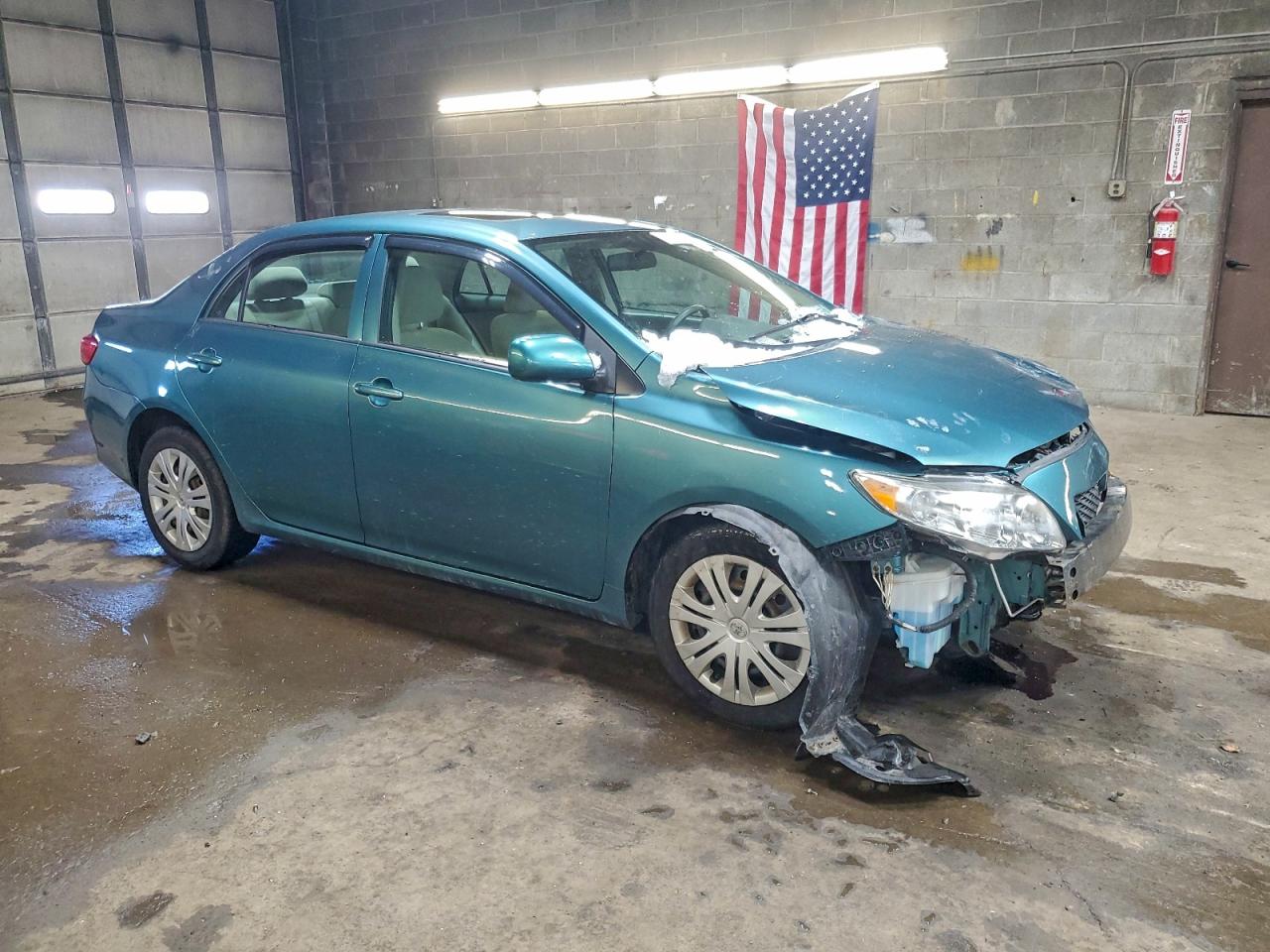 2010 TOYOTA COROLLA BASE photo 4