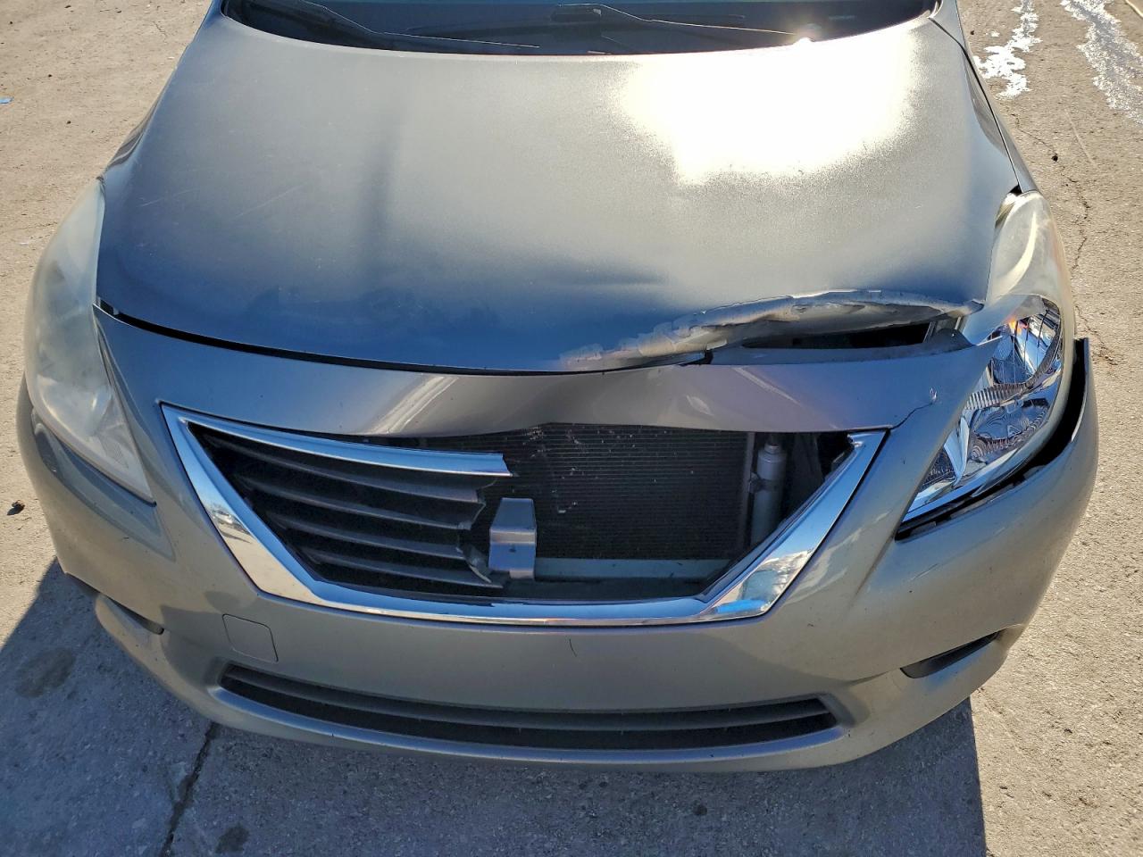 2014 NISSAN VERSA S photo 11