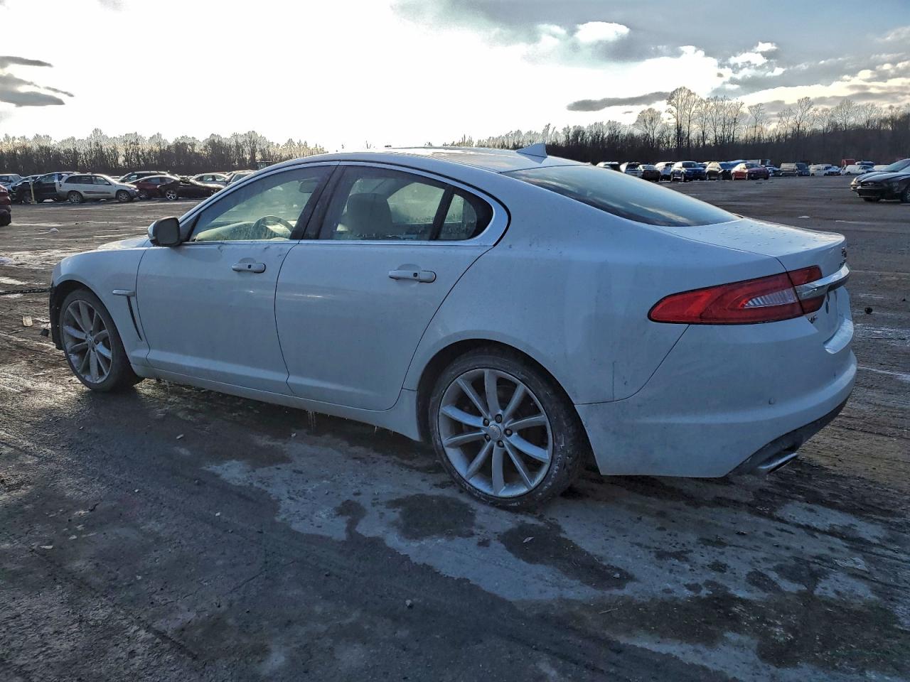 2015 JAGUAR XF 3.0 SPORT photo 2