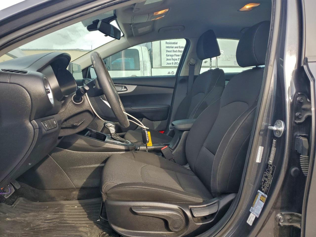 2023 KIA FORTE LX photo 7