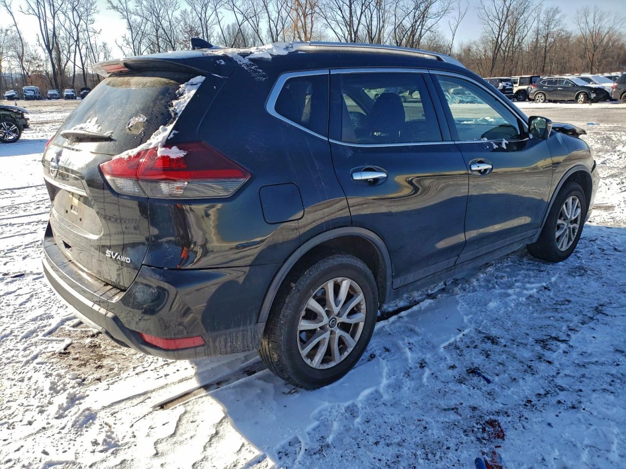 2018 NISSAN ROGUE S photo 3