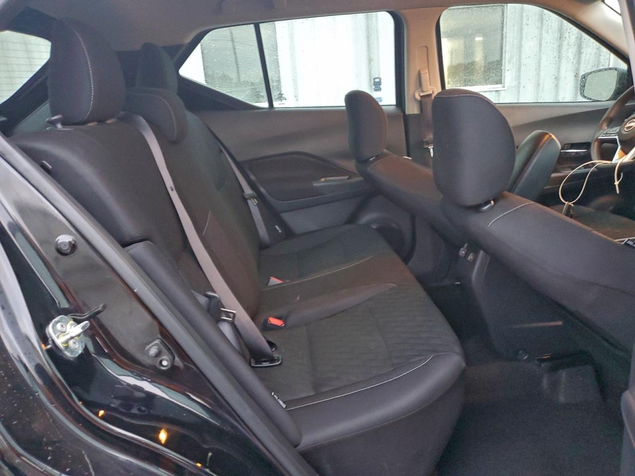 2023 NISSAN KICKS SV photo 11