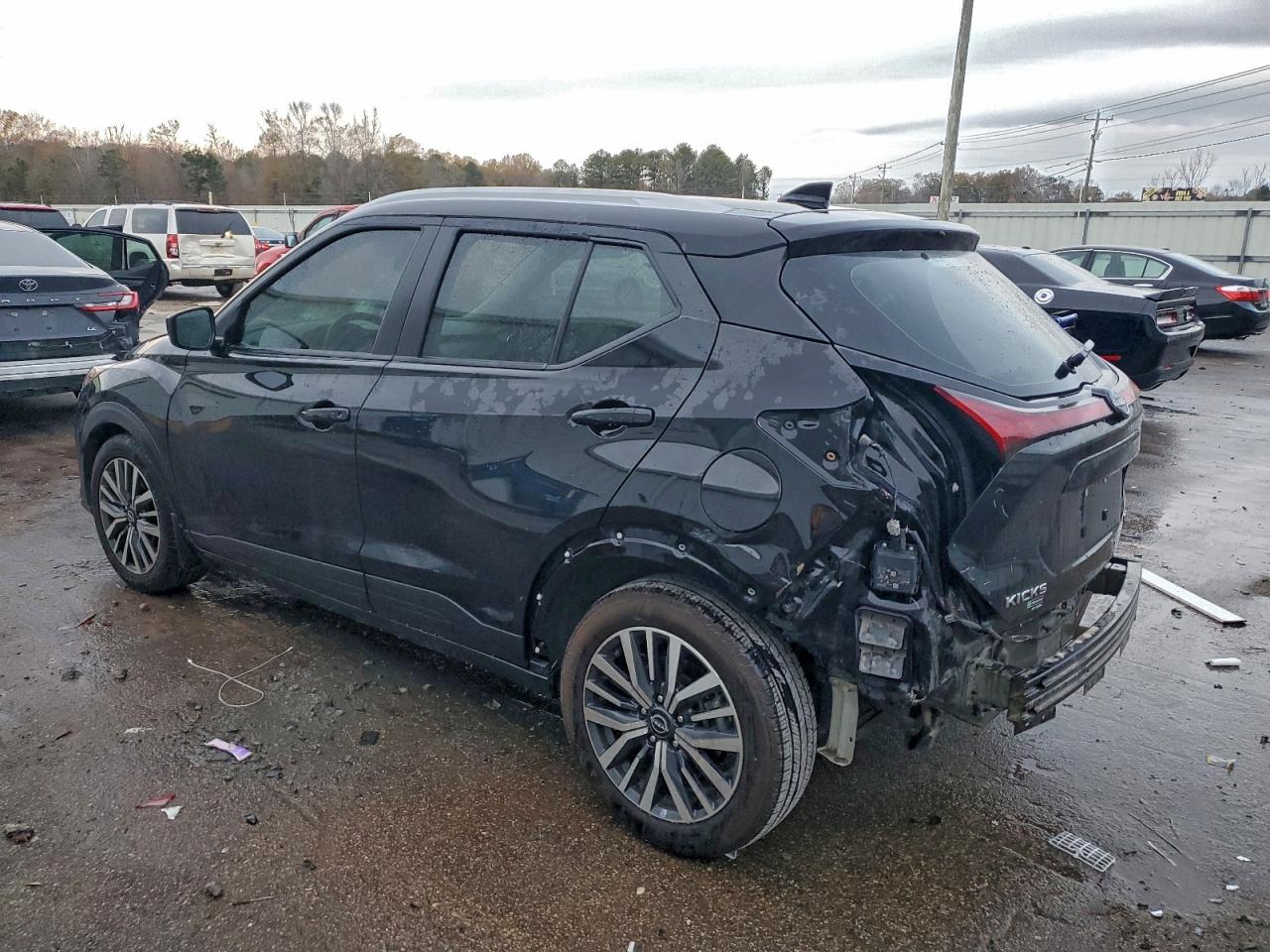 2023 NISSAN KICKS SV photo 2