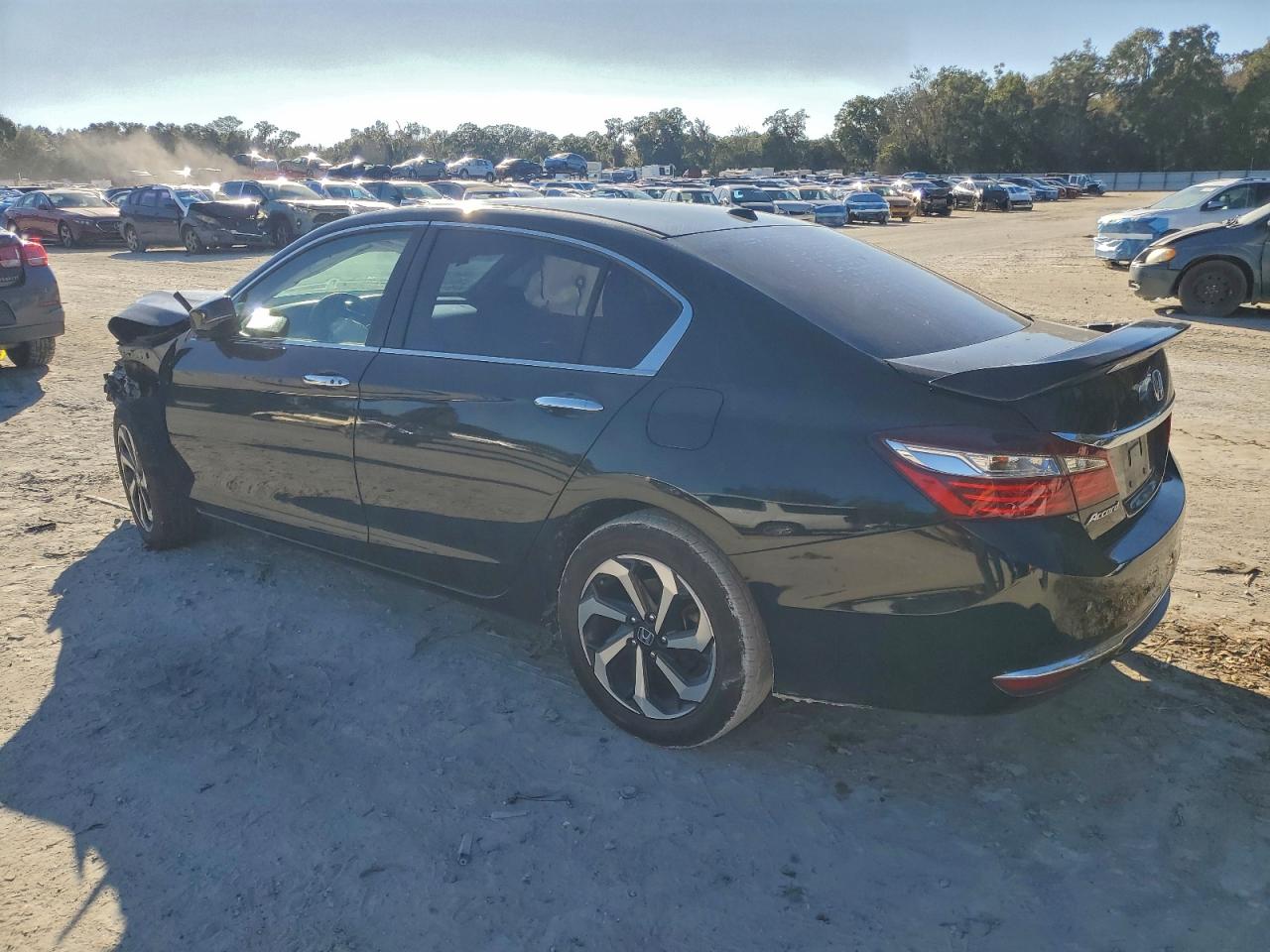 2017 HONDA ACCORD EX photo 2