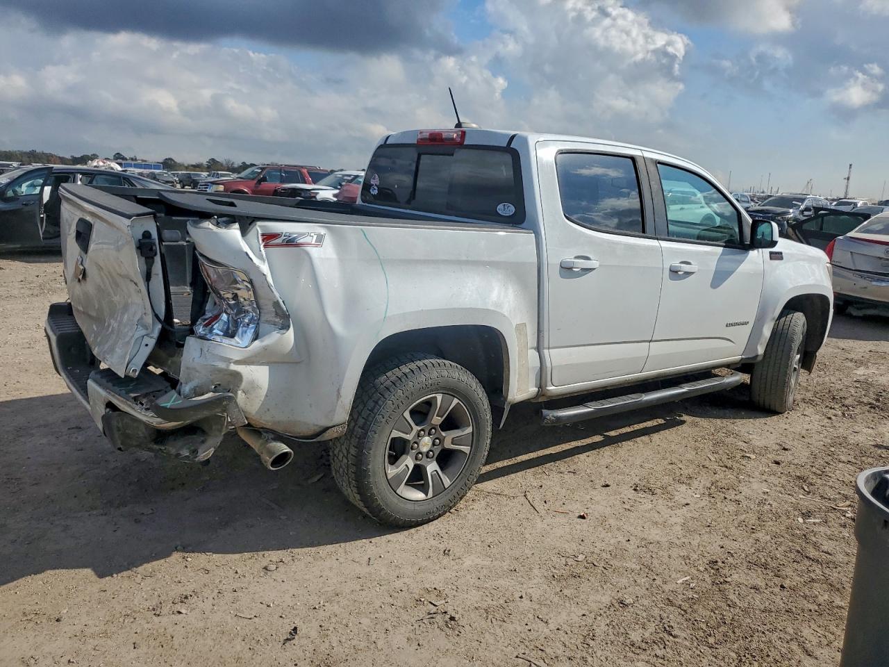 2018 CHEVROLET COLORADO Z71 photo 3