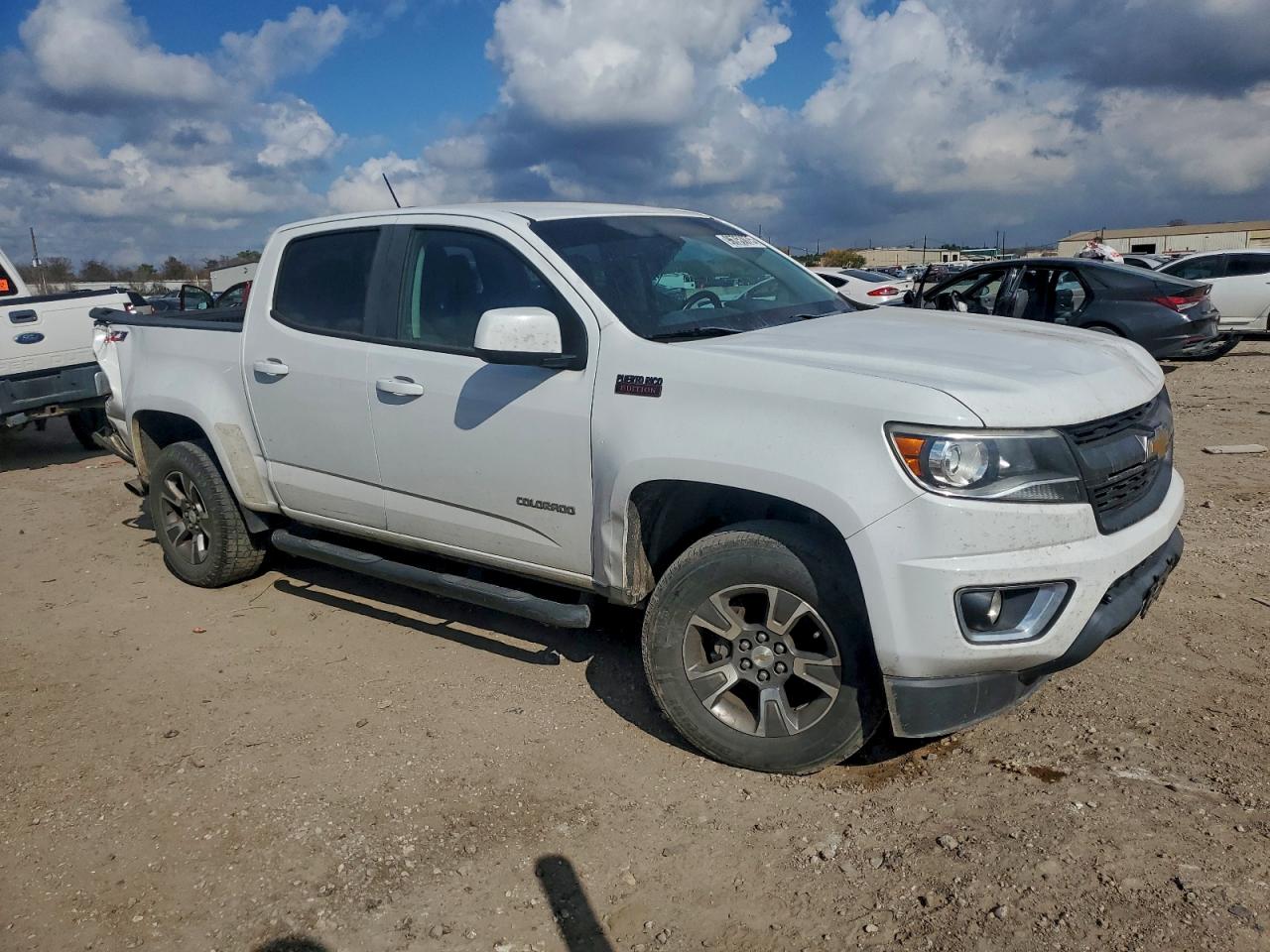 2018 CHEVROLET COLORADO Z71 photo 4