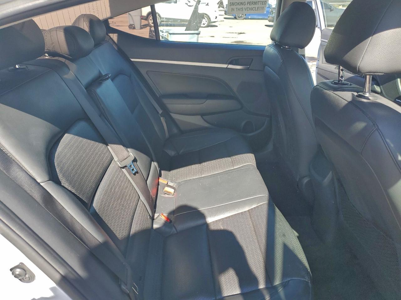 2020 HYUNDAI ELANTRA SEL photo 19