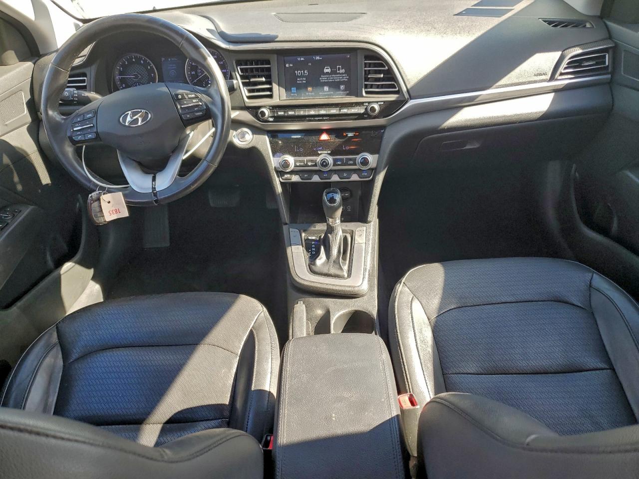 2020 HYUNDAI ELANTRA SEL photo 15