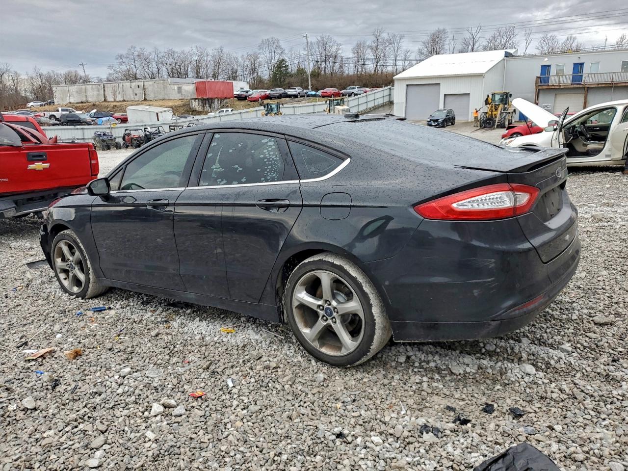 2013 FORD FUSION SE photo 2