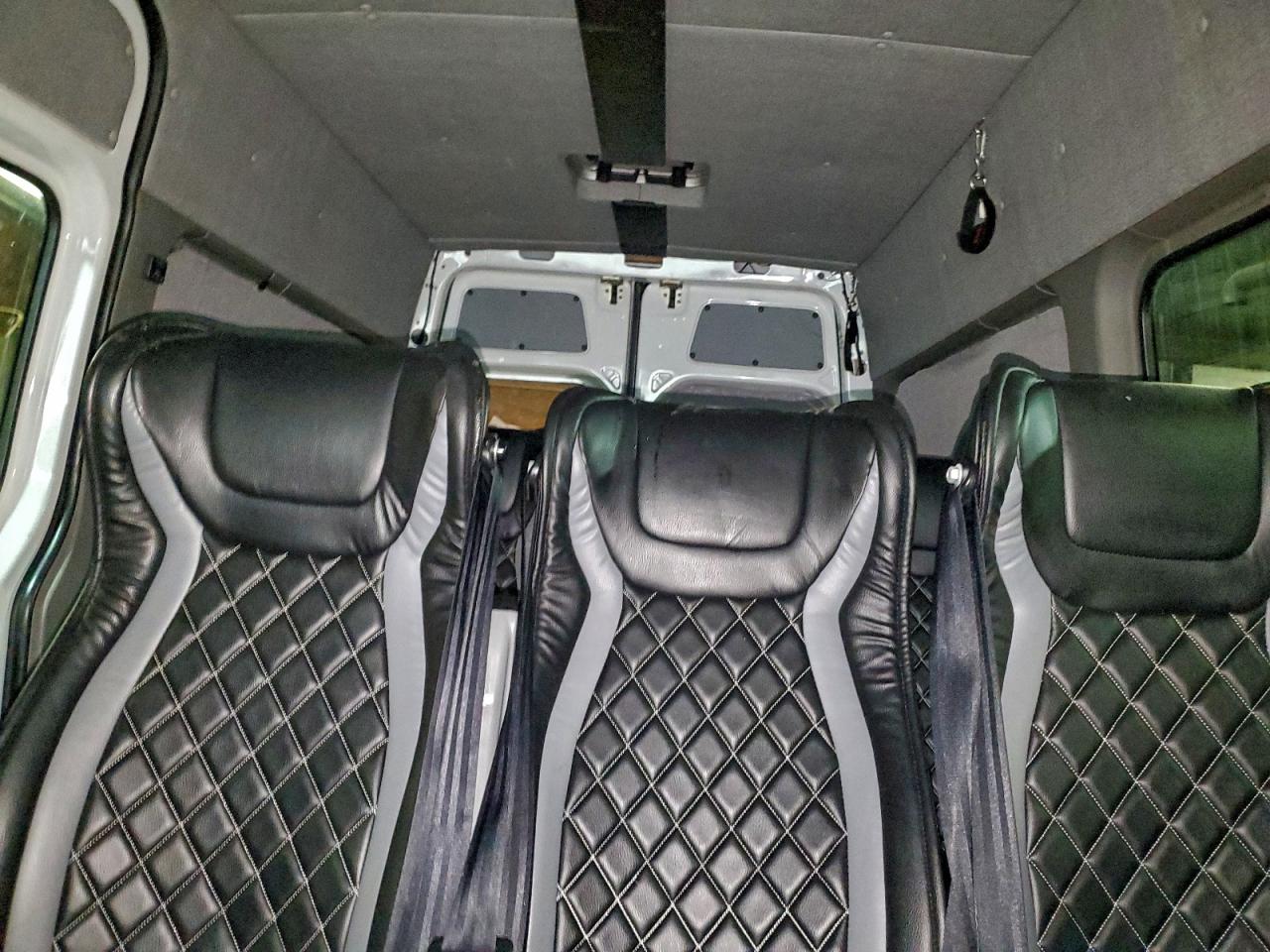 2015 MERCEDES-BENZ SPRINTER 2500 photo 10