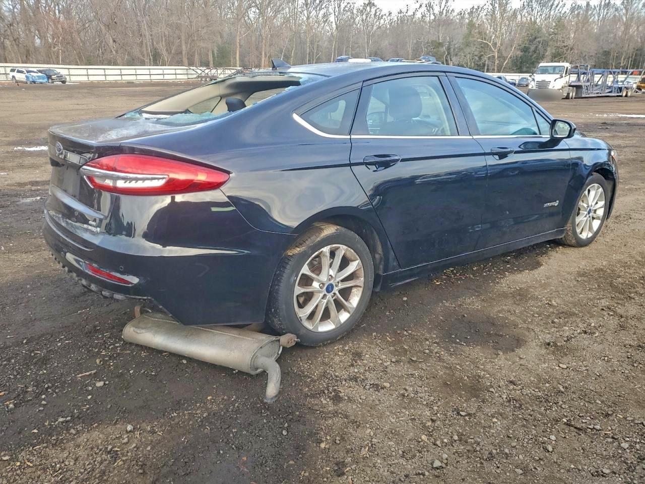 2019 FORD FUSION SE photo 3