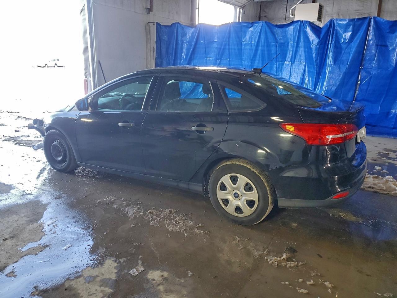2017 FORD FOCUS S photo 2