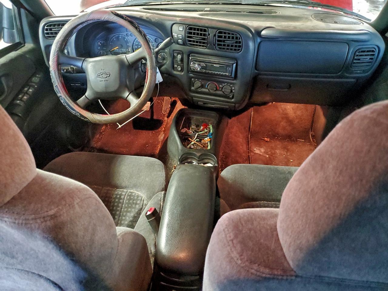 2000 CHEVROLET BLAZER photo 8