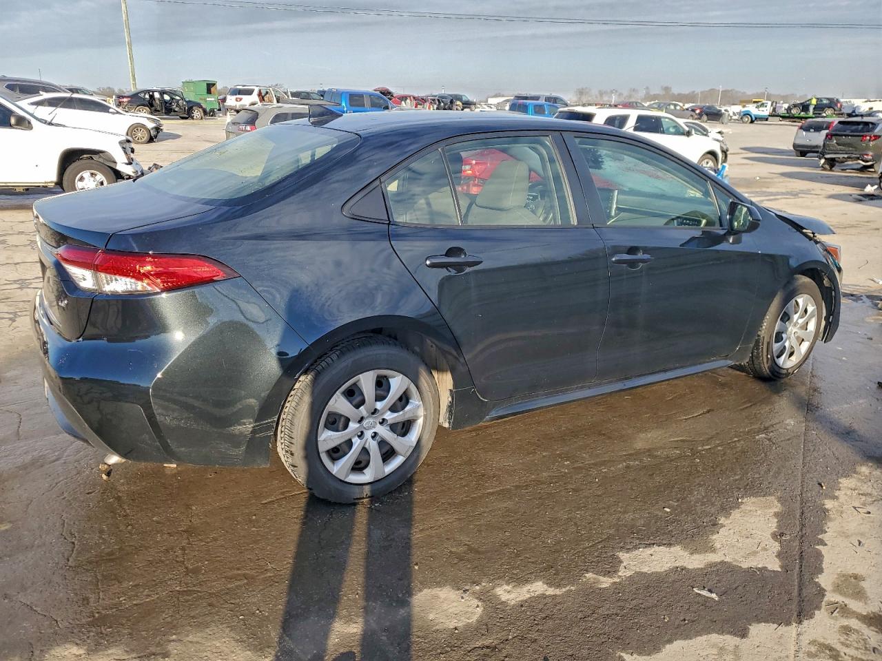 2020 TOYOTA COROLLA LE photo 3