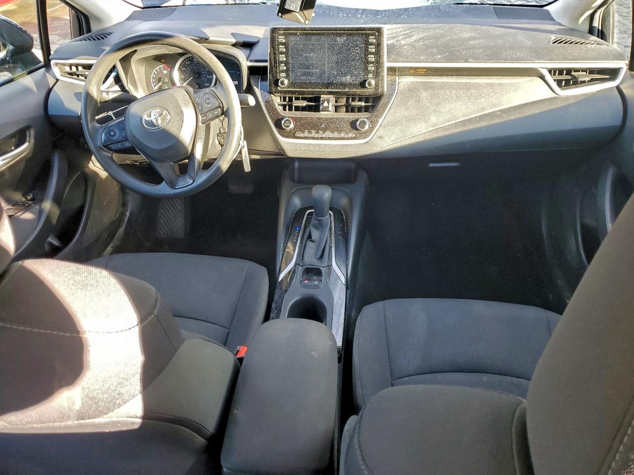2020 TOYOTA COROLLA LE photo 8