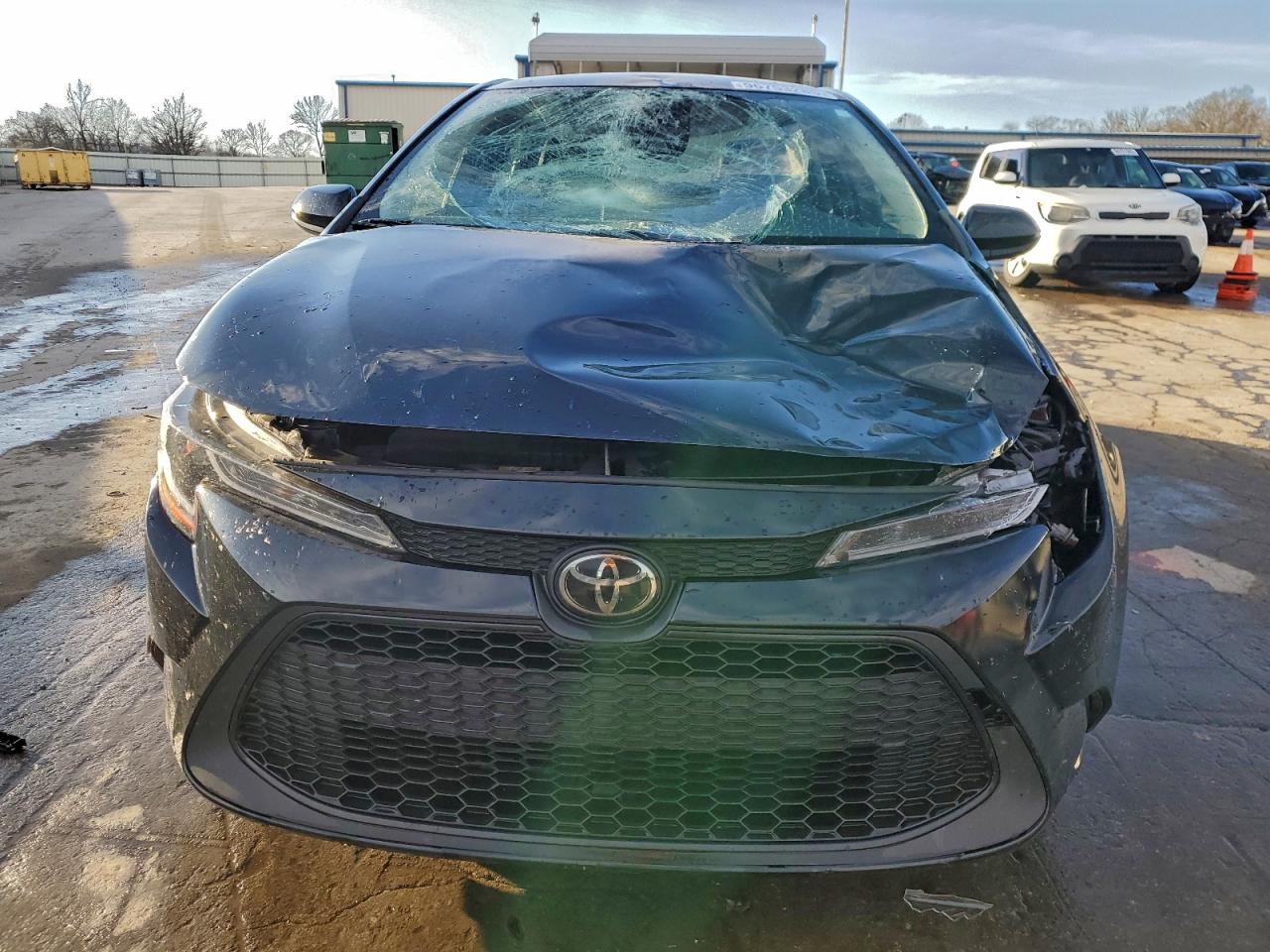 2020 TOYOTA COROLLA LE photo 5