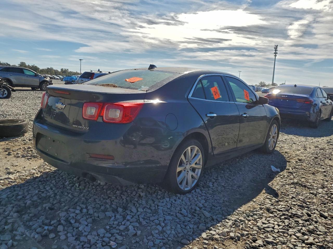 2014 CHEVROLET MALIBU LTZ photo 3