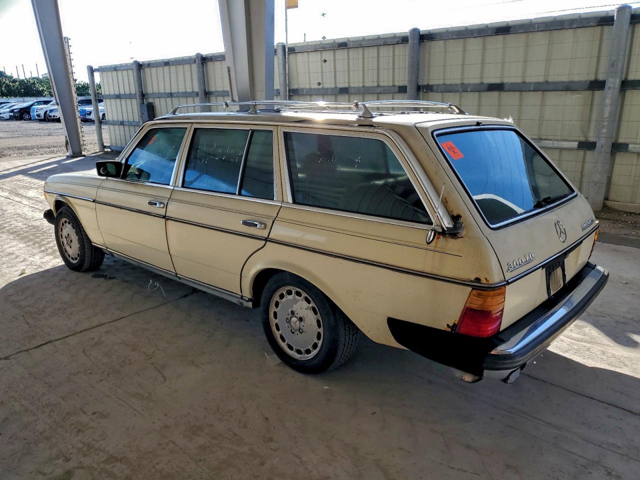 1984 MERCEDES-BENZ 300 TDT photo 2
