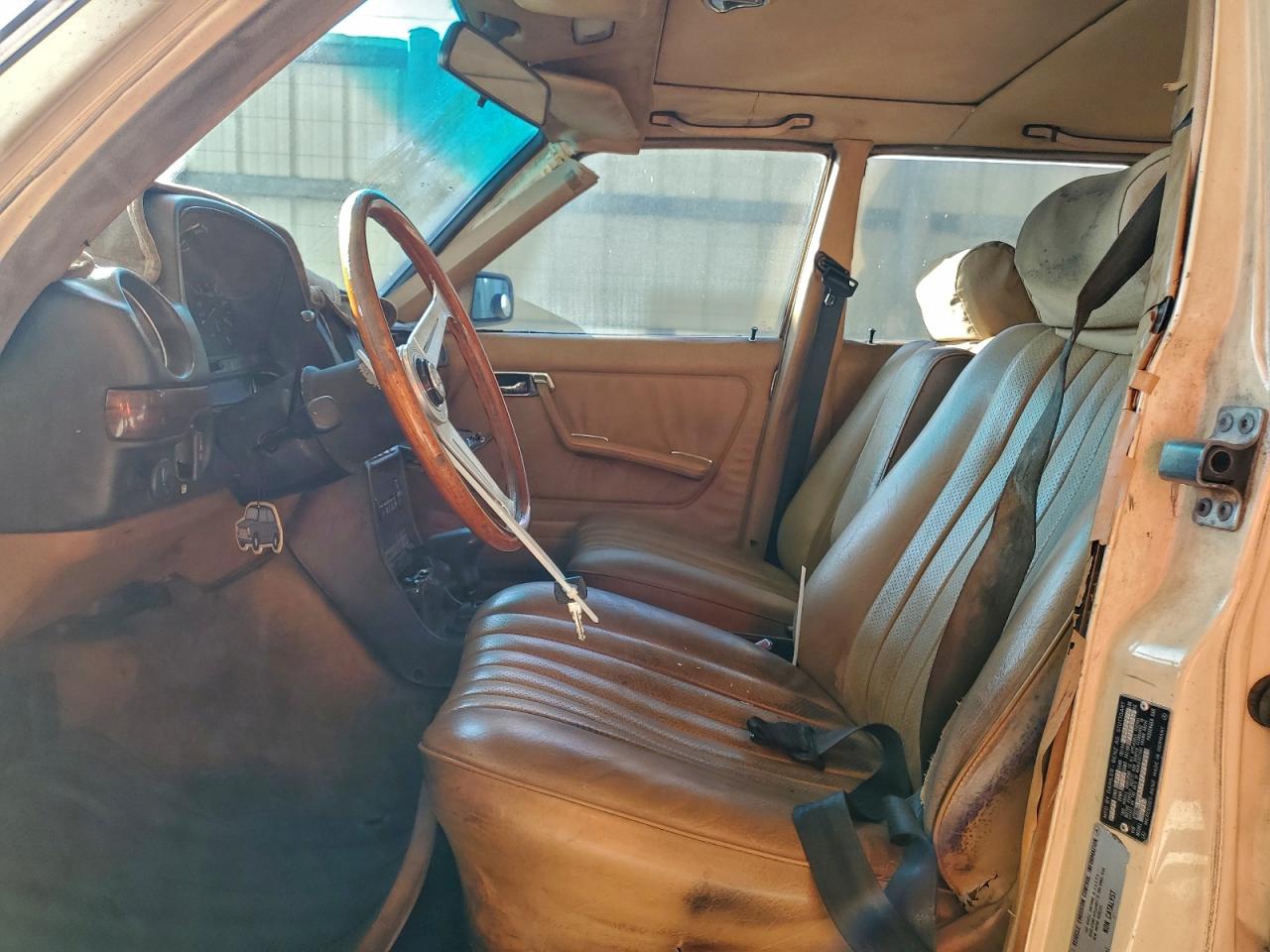 1984 MERCEDES-BENZ 300 TDT photo 7