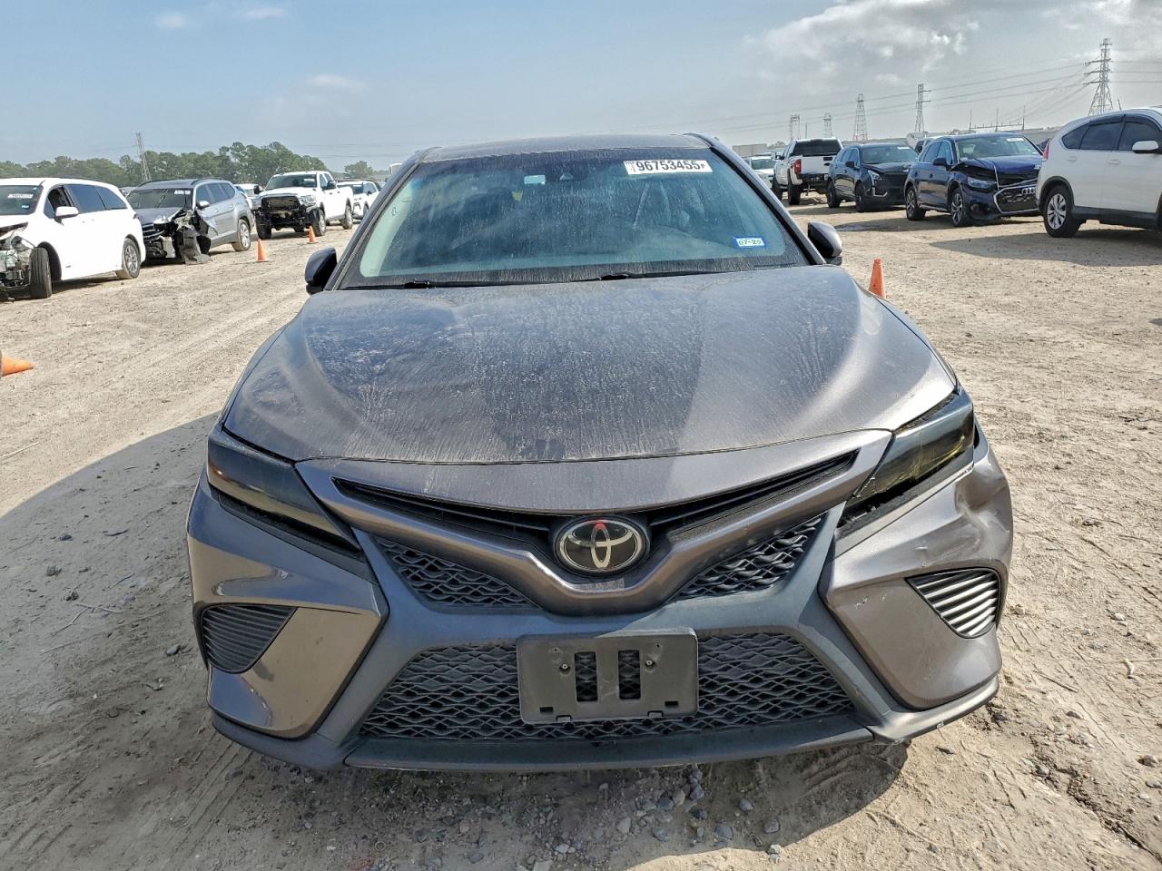 2018 TOYOTA CAMRY photo 5