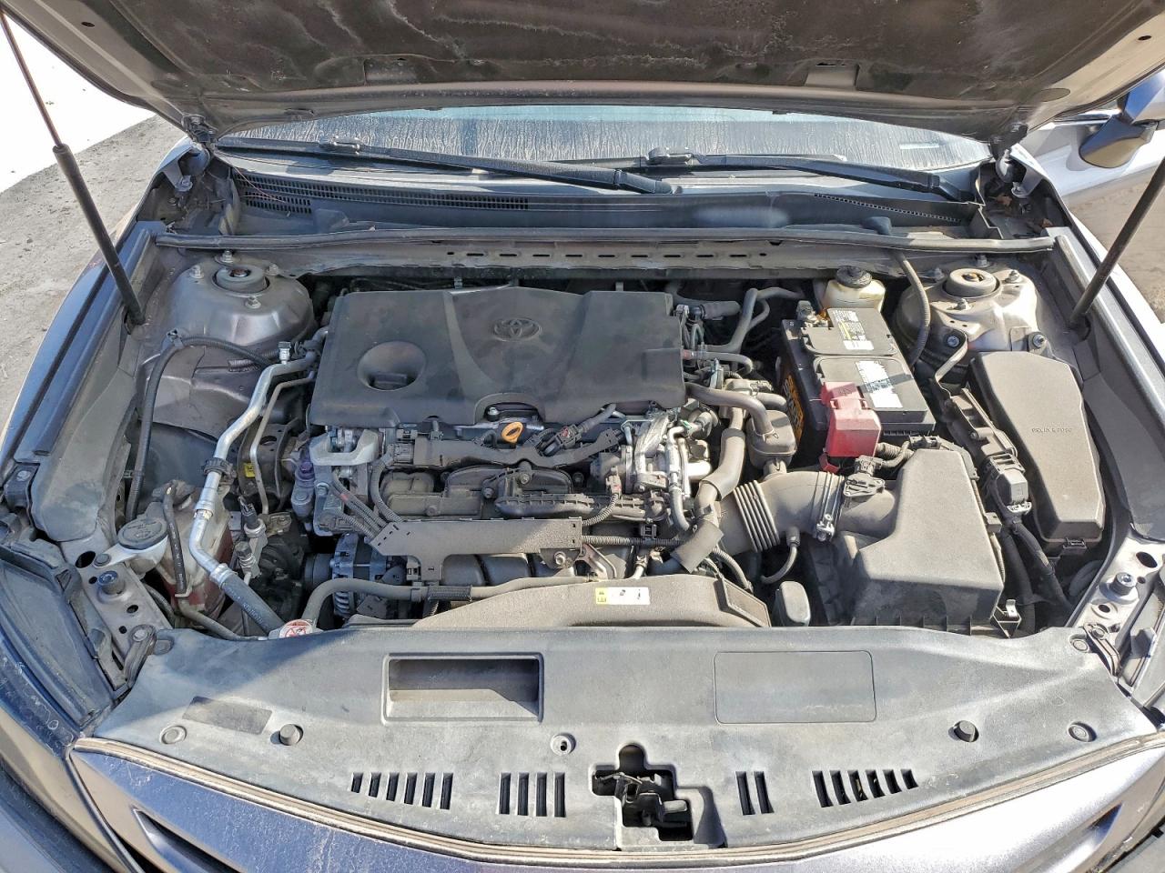 2018 TOYOTA CAMRY photo 11
