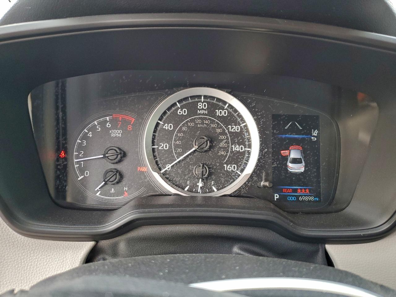 2021 TOYOTA COROLLA LE photo 9