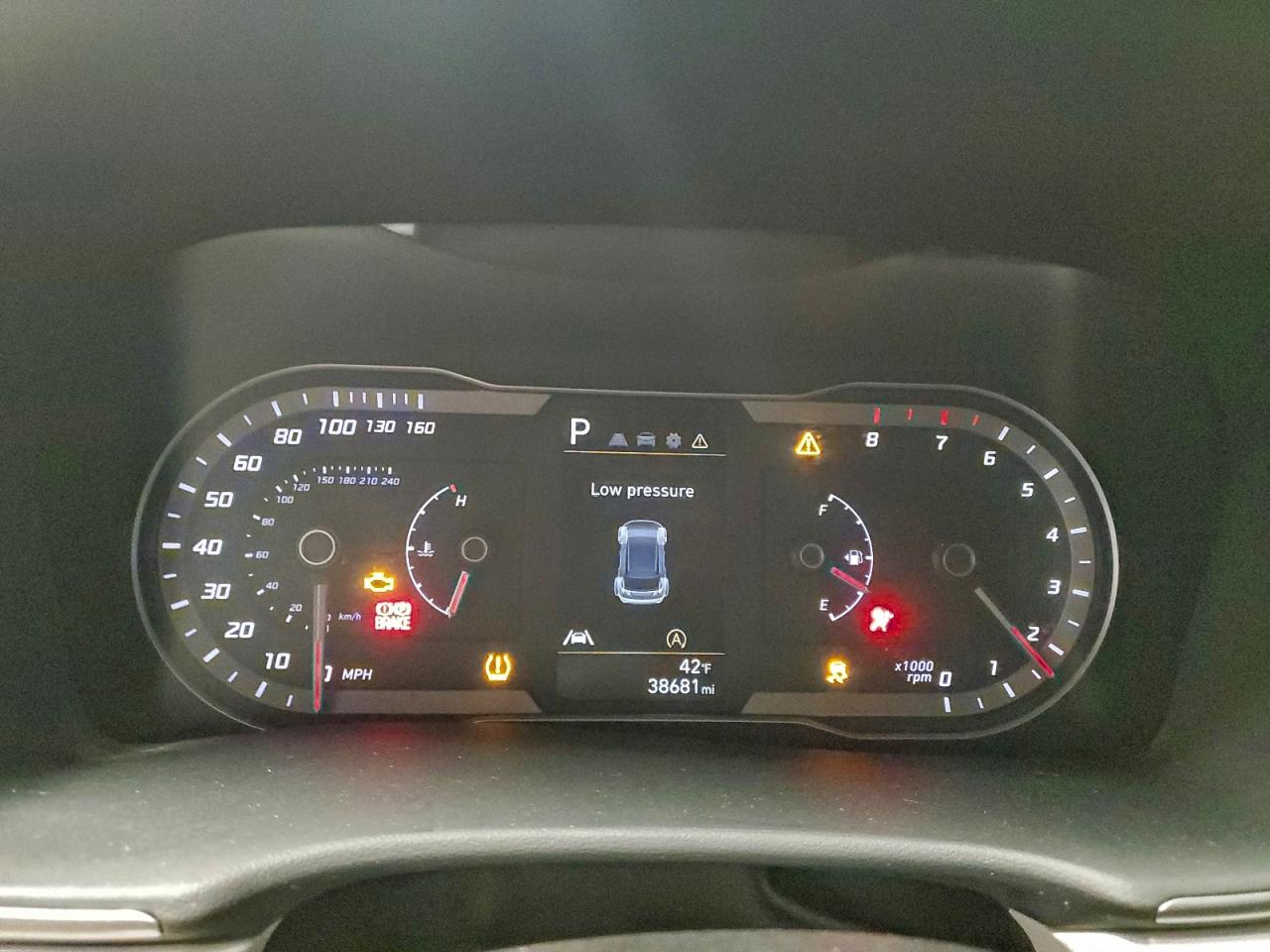 2022 HYUNDAI TUCSON SE photo 9
