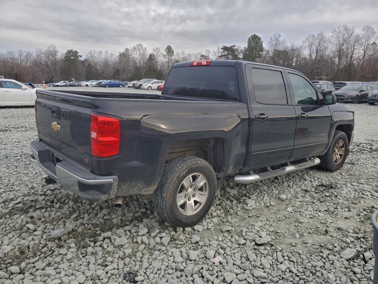 2018 CHEVROLET SILVERADO C1500 LT photo 3