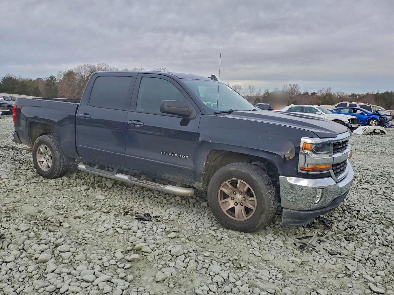 2018 CHEVROLET SILVERADO C1500 LT photo 4