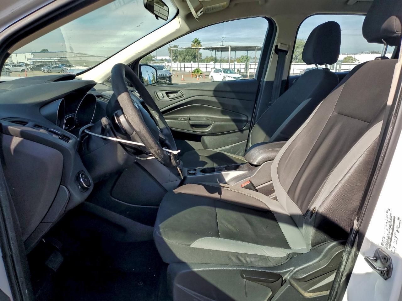 2014 FORD ESCAPE S photo 7