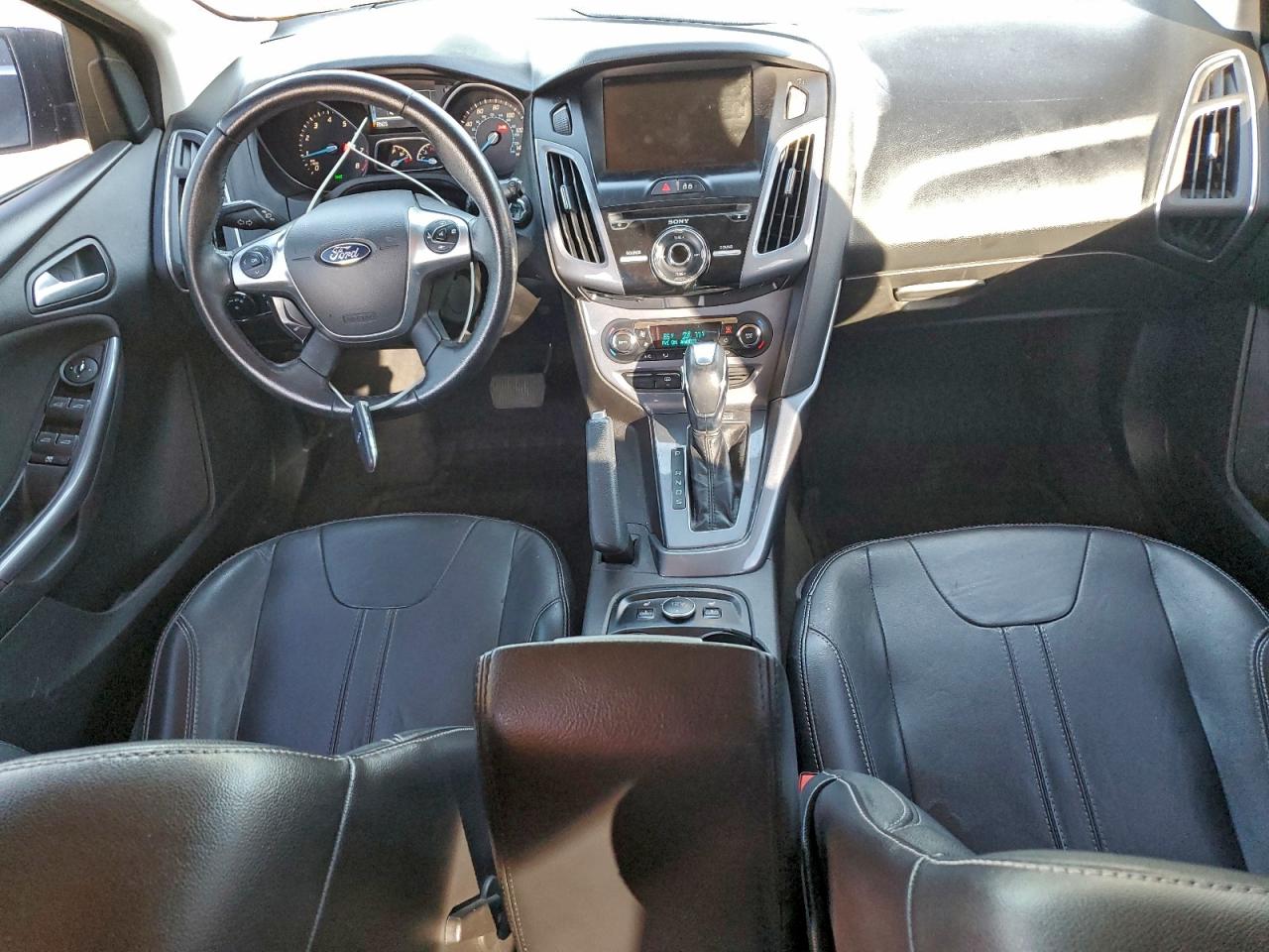 2014 FORD FOCUS TITANIUM photo 8