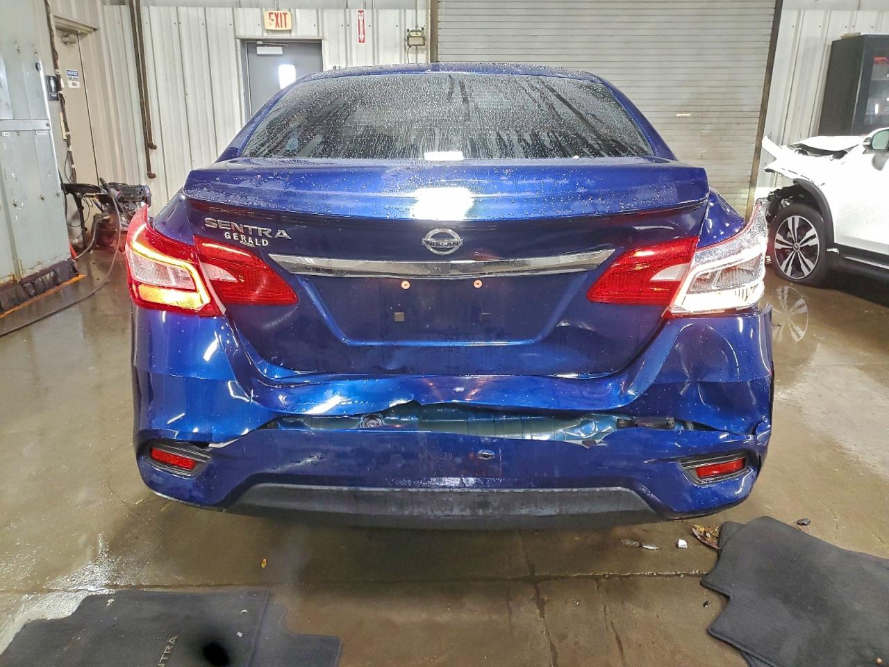 2017 NISSAN SENTRA S photo 6
