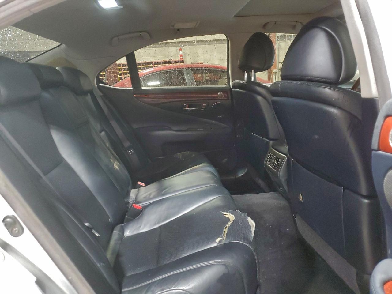 2007 LEXUS LS 460 photo 10