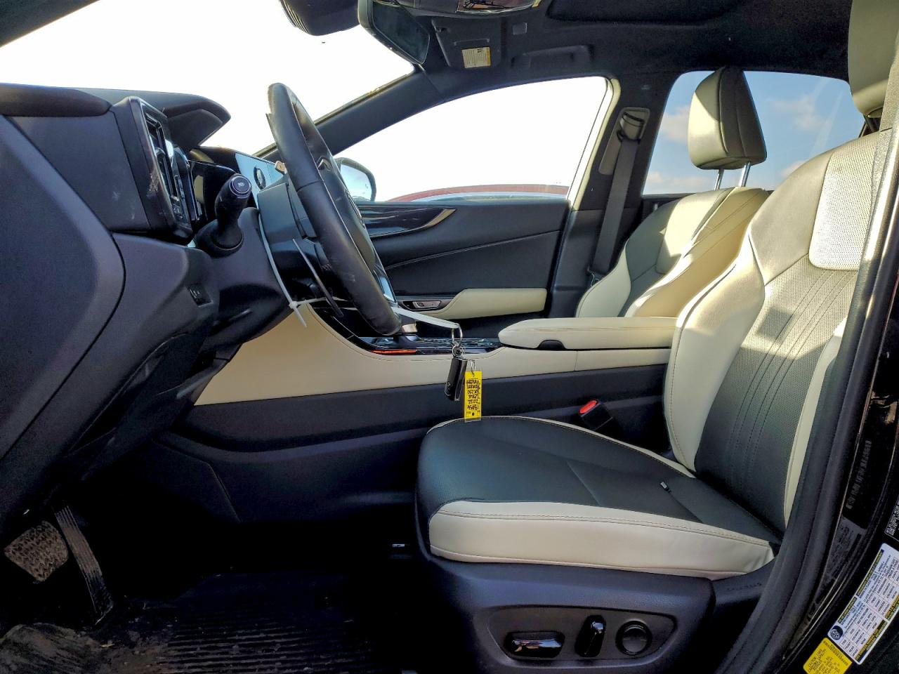 2022 LEXUS NX 250 photo 7
