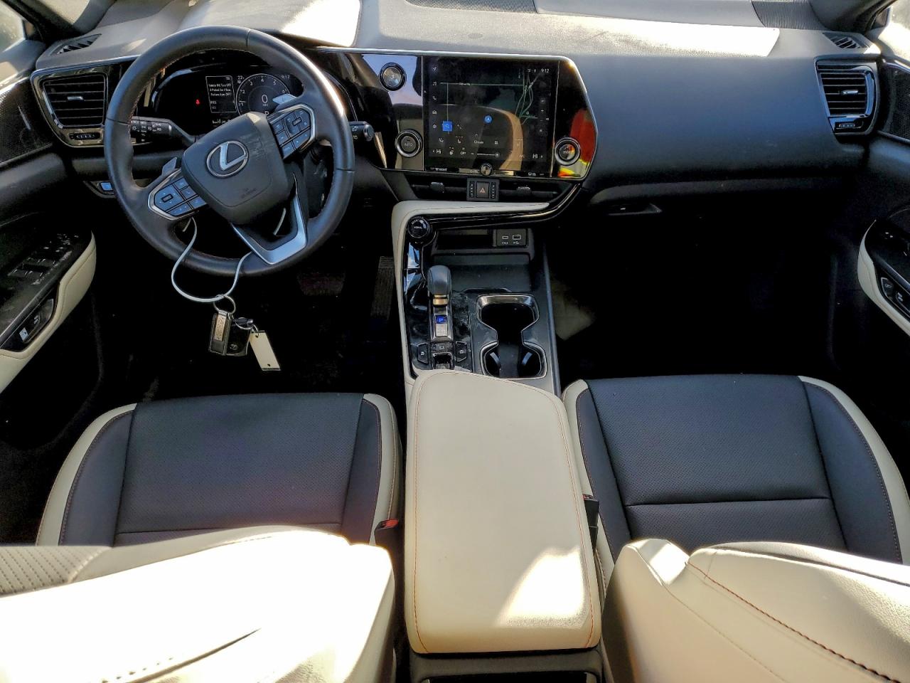 2022 LEXUS NX 250 photo 8