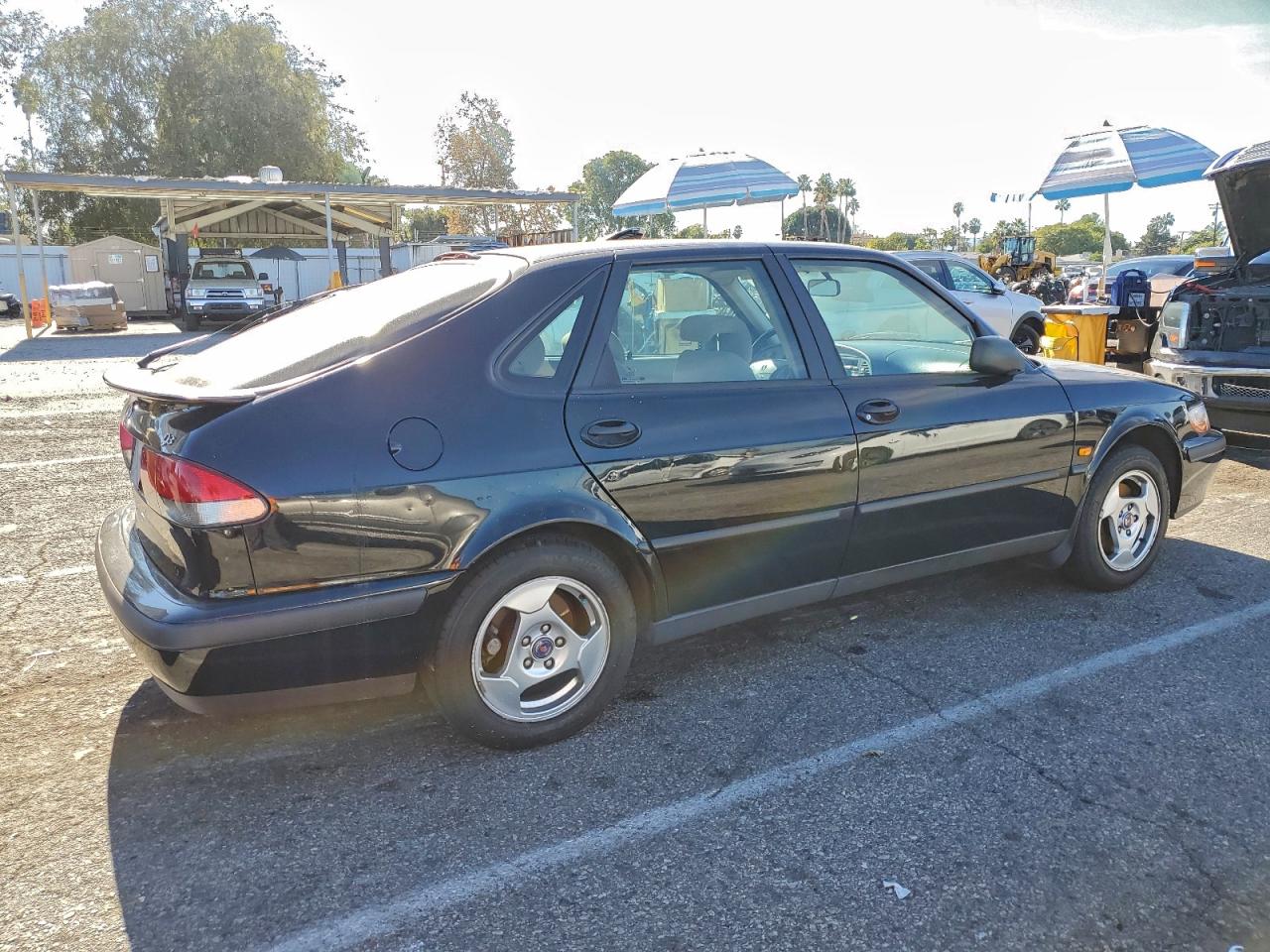 1999 SAAB 9-3 S photo 3