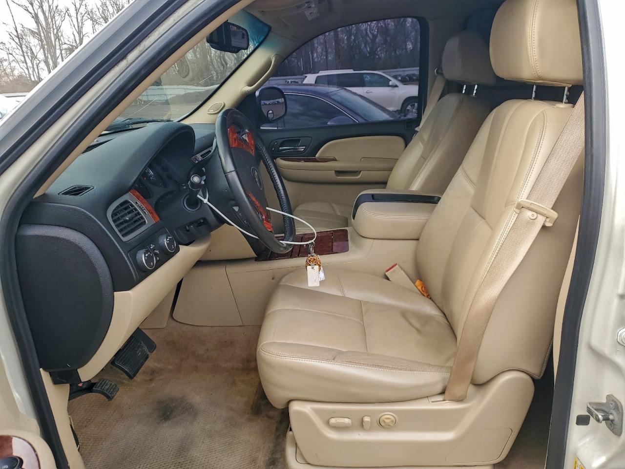 2008 CHEVROLET SUBURBAN K1500 LS photo 7