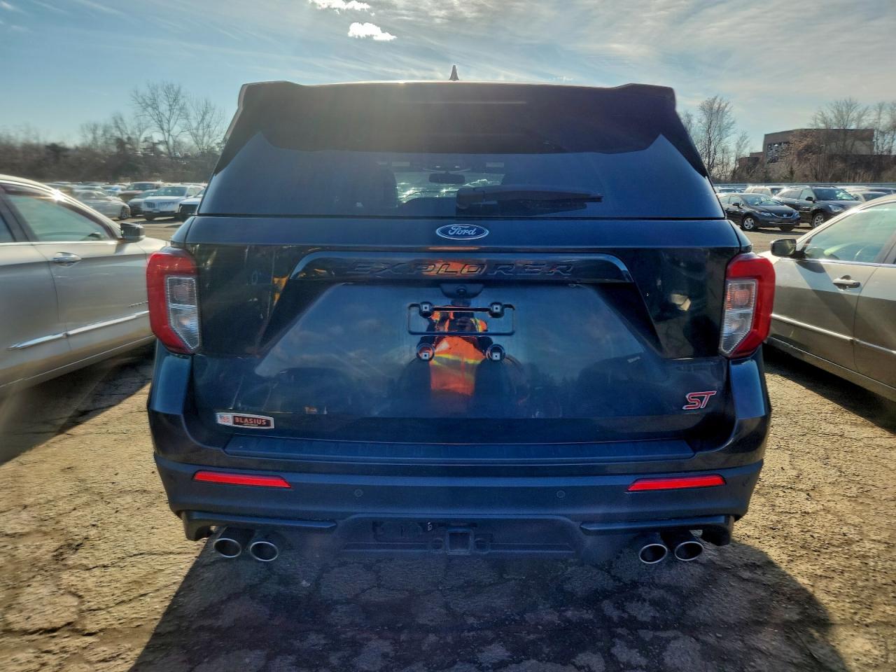2021 FORD EXPLORER ST photo 6